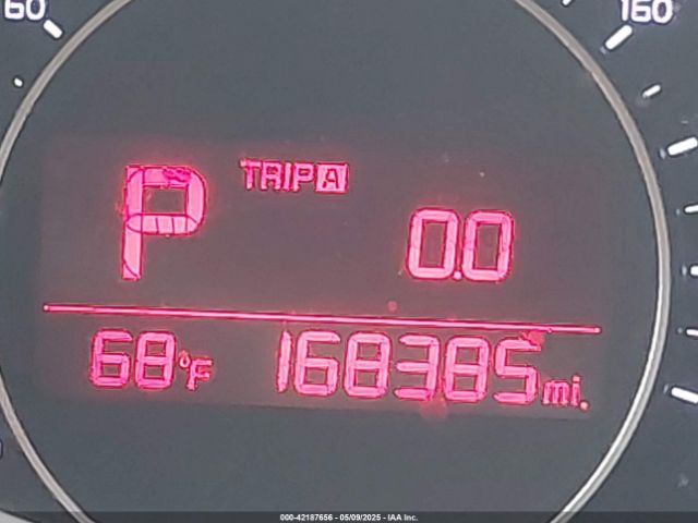 KNDJN2A2XJ7606528 KIA Soul