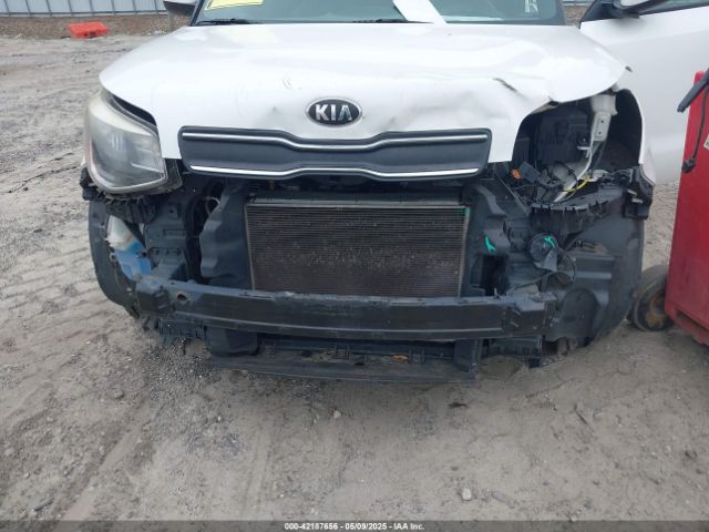 KNDJN2A2XJ7606528 KIA Soul