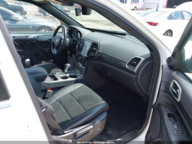 1C4RJEAG6KC850892 Jeep Grand Cherokee Laredo E 4x2