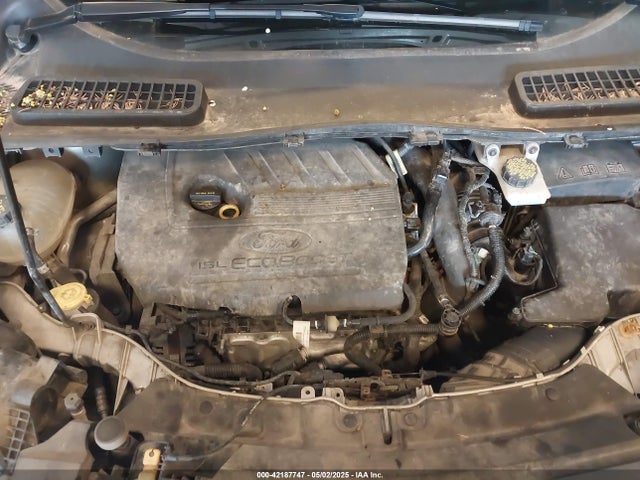 1FMCU9GD2JUA90854 Ford ESCAPE SE