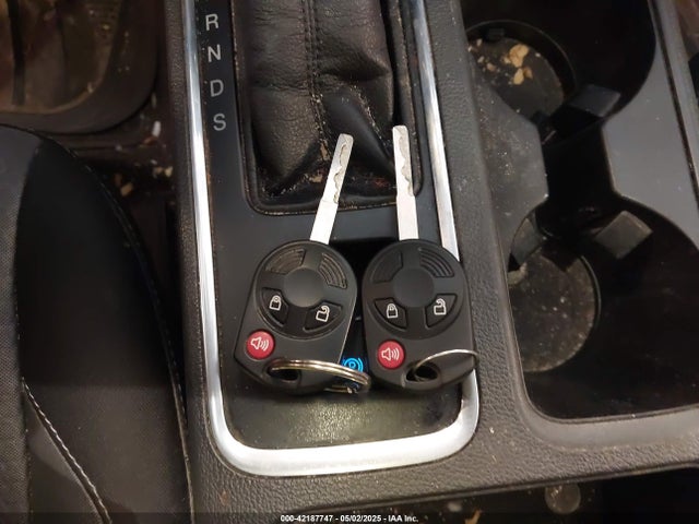1FMCU9GD2JUA90854 Ford ESCAPE SE