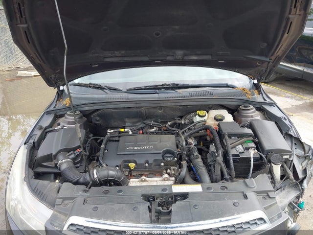1G1PC5SB8E7106687 Chevrolet Cruze 1lt Auto
