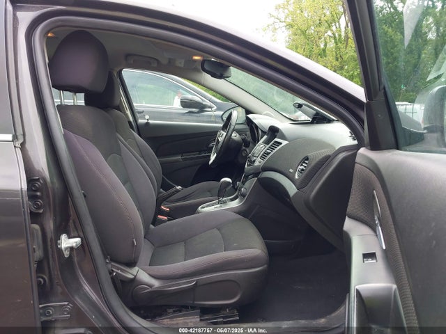 1G1PC5SB8E7106687 Chevrolet Cruze 1lt Auto