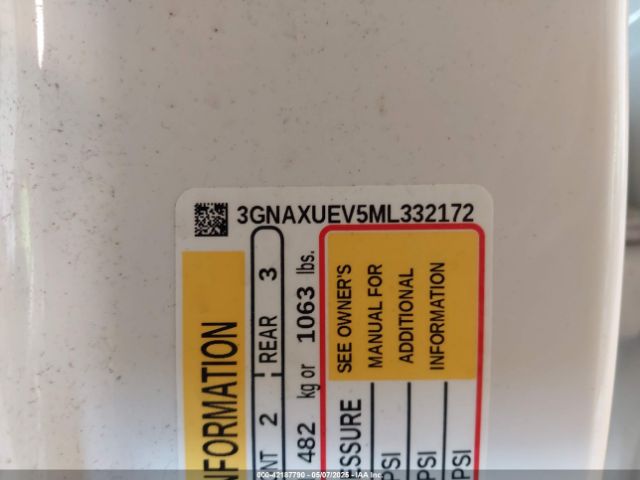 3GNAXUEV5ML332172 Chevrolet Equinox Awd Lt