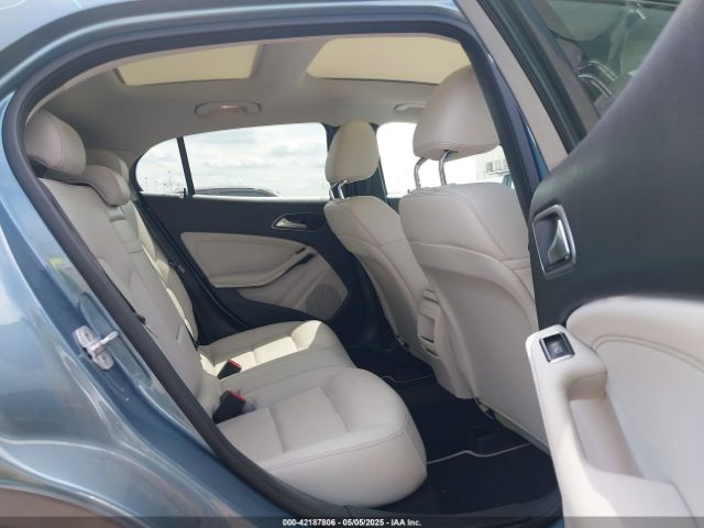 WDCTG4EB8FJ183896 Mercedes-Benz GLA 250