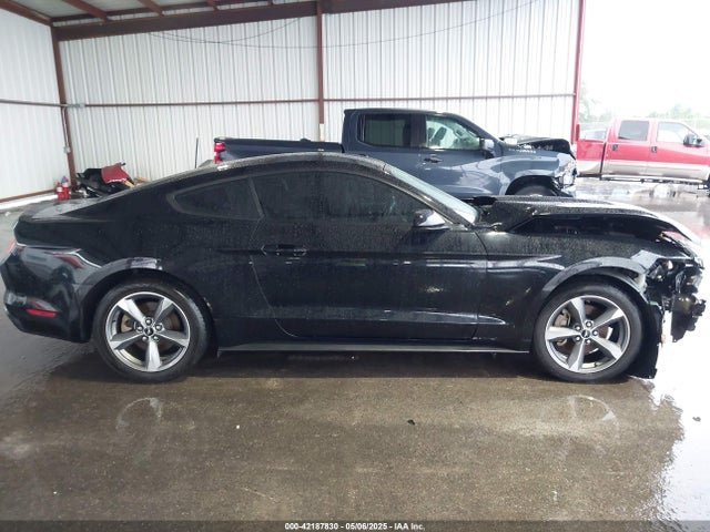 1FA6P8AM9G5267565 Ford Mustang V6