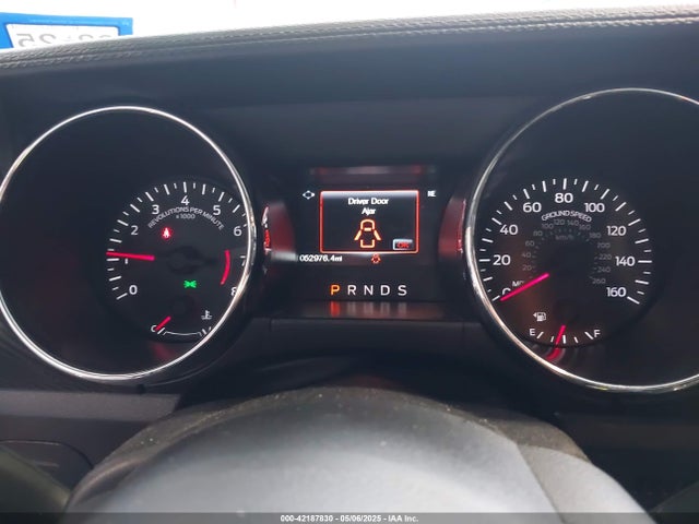 1FA6P8AM9G5267565 Ford Mustang V6