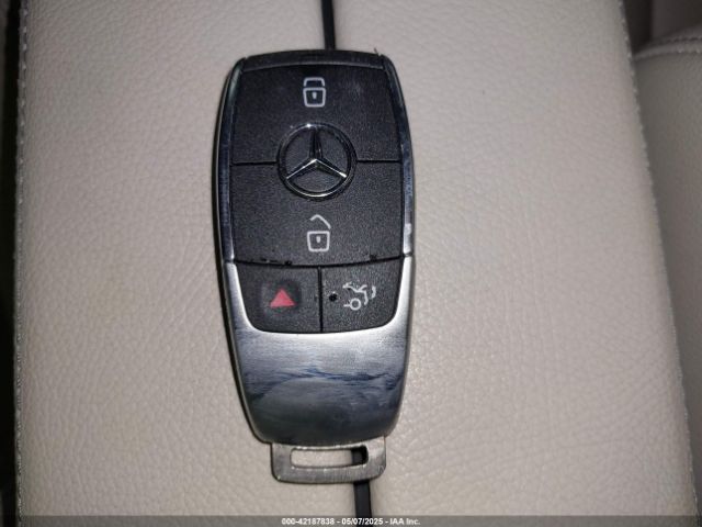 2022 MERCEDES-BENZ GLB 250 W1N4M4HBXNW242813 Photo 10