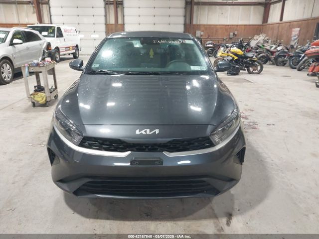 3KPF24AD9PE691351 KIA Forte Lxs
