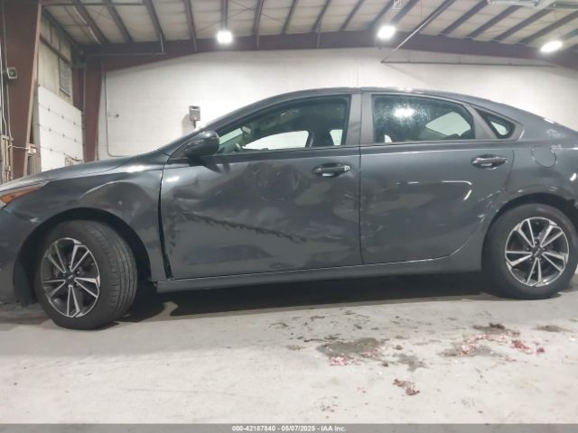 3KPF24AD9PE691351 KIA Forte Lxs