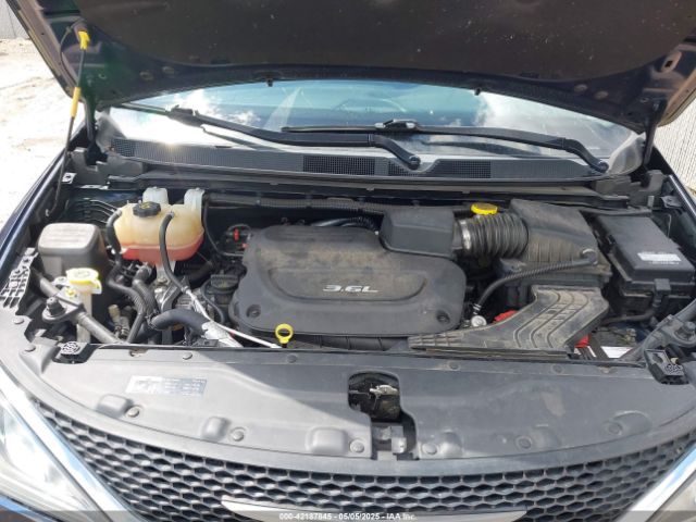 2C4RC1BG7HR514864 Chrysler Pacifica Touring-l