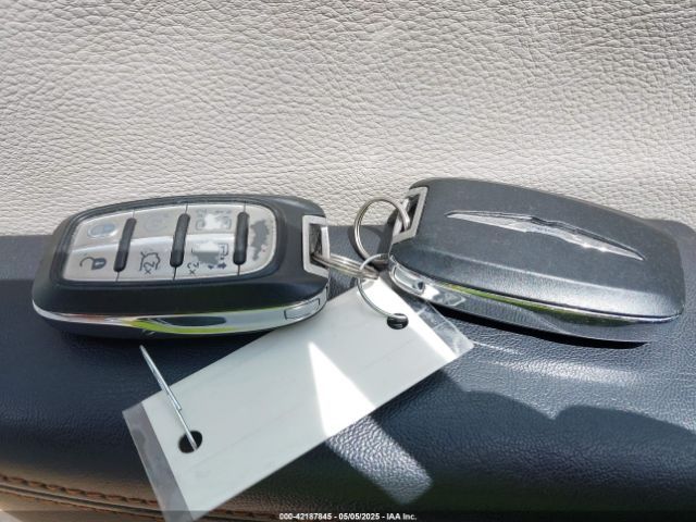 2C4RC1BG7HR514864 Chrysler Pacifica Touring-l