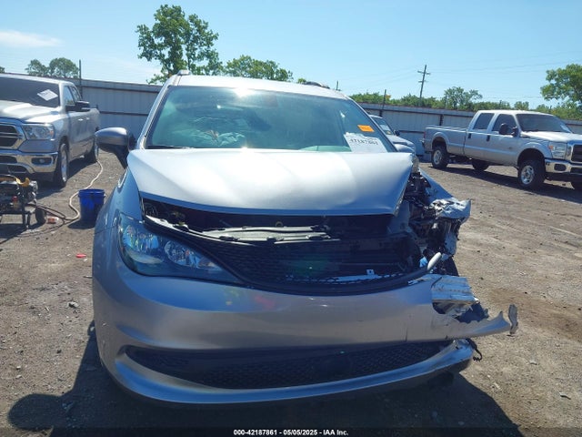 2C4RC1DG4MR568260 Chrysler Voyager Lxi