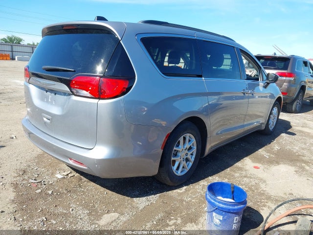2C4RC1DG4MR568260 Chrysler Voyager Lxi