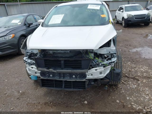 1FMCU0GD7HUC76041 Ford ESCAPE SE
