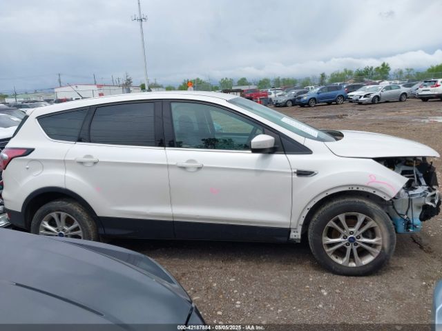 1FMCU0GD7HUC76041 Ford ESCAPE SE