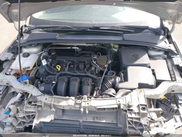 1FADP3F29FL206003 Ford FOCUS SE