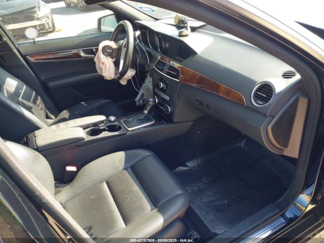 WDDGF4HB3EG205312 Mercedes-Benz C-class C 250 Sport/luxury