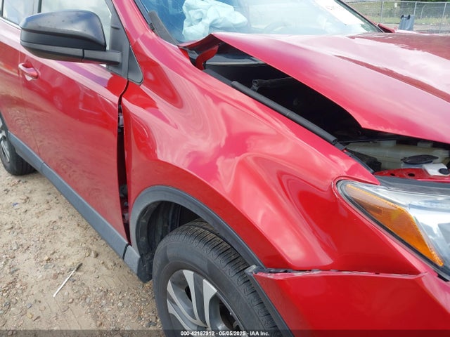 Toyota RAV4 LE 2016 JTMZFREV5GJ078034 Image 18