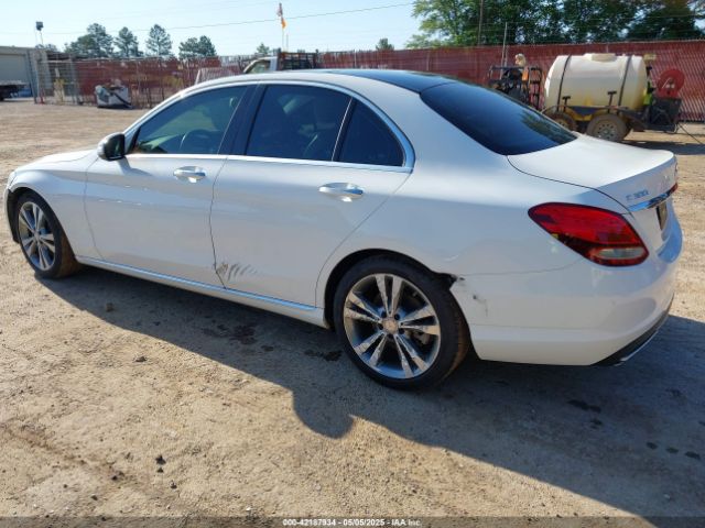 55SWF4JB6FU051639 Mercedes-Benz C 300 Luxury/sport