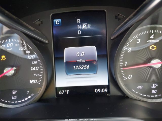 55SWF4JB6FU051639 Mercedes-Benz C 300 Luxury/sport