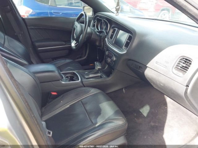 2C3CDXHG3GH281524 Dodge Charger Sxt