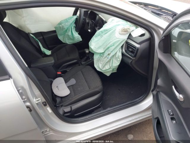 3KPA24AD5ME367643 KIA RIO S