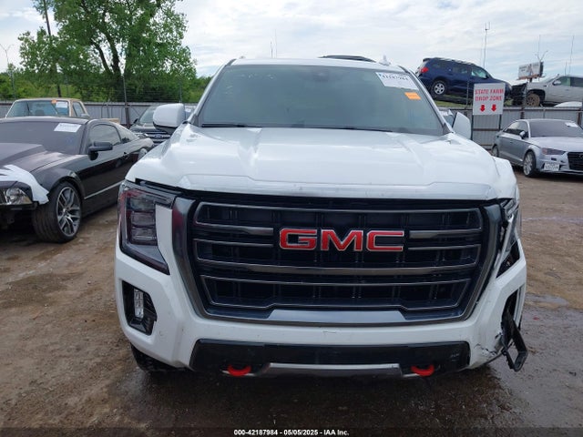 1GKS2HKL4NR150032 GMC Yukon Xl 4wd At4