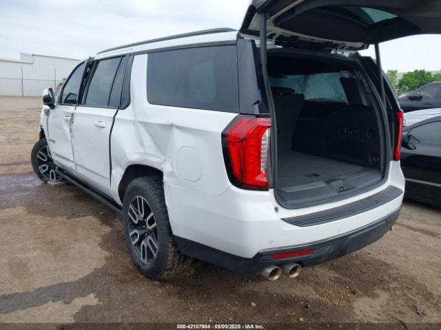 2022 GMC YUKON XL 1GKS2HKL4NR150032 Photo 2