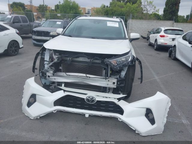 2T3C1RFV2MW184327 Toyota Rav4 Xle Premium
