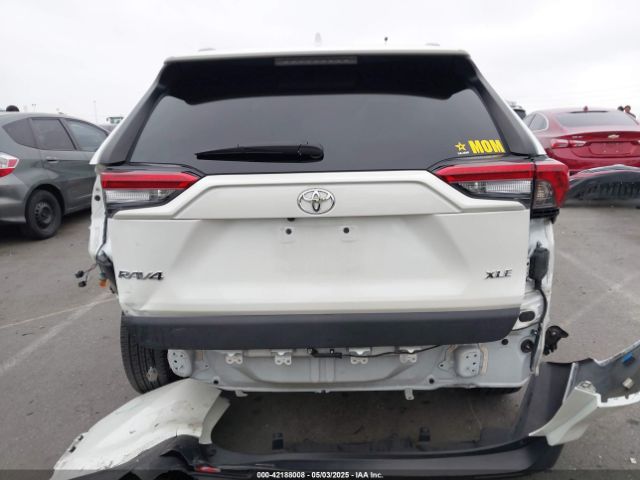 2T3C1RFV2MW184327 Toyota Rav4 Xle Premium