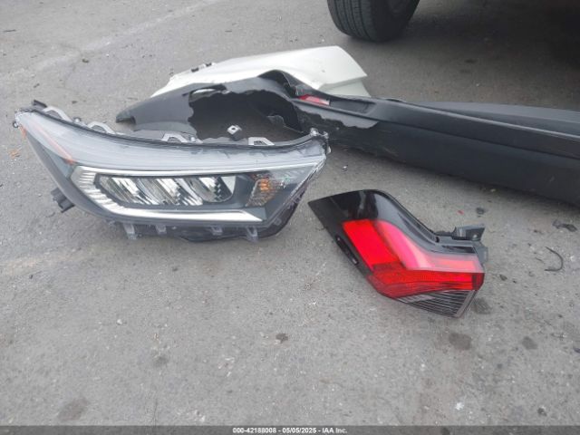 2T3C1RFV2MW184327 Toyota Rav4 Xle Premium