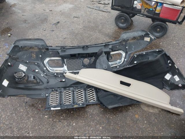 1C4RJFCG4MC621214 Jeep Grand Cherokee Overland 4x4