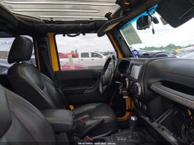 1C4BJWDG1FL715814 Jeep Wrangler Unlimited Sport