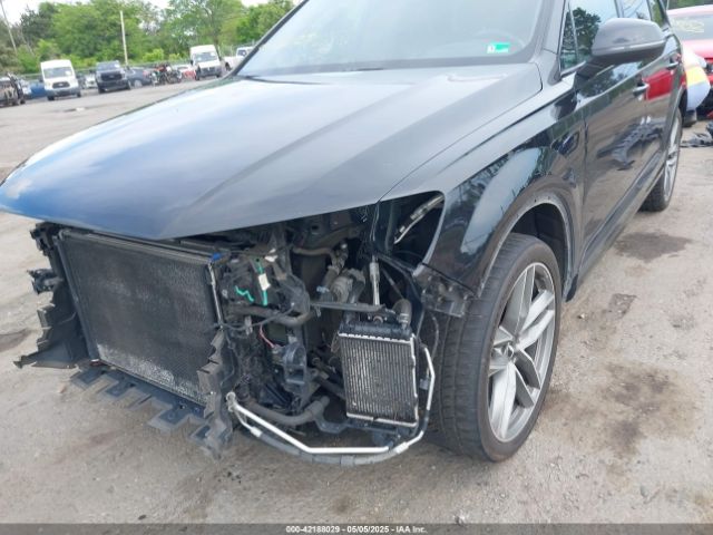 WA1VAAF75JD013490 Audi Q7 3.0t Premium