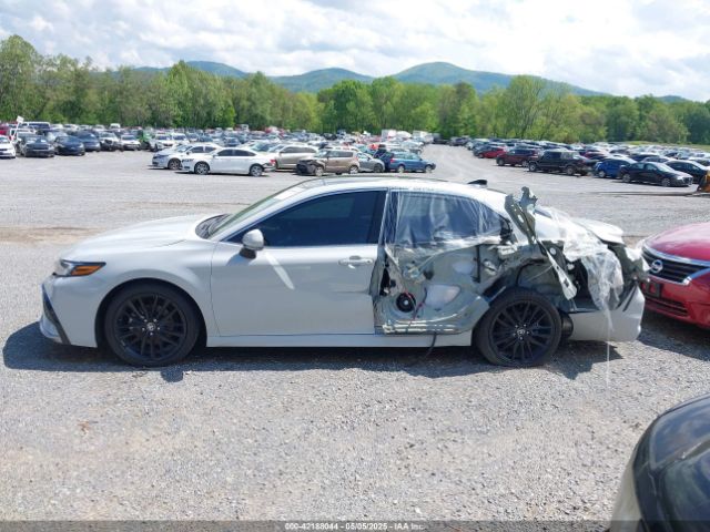 4T1KZ1AK3RU097183 Toyota Camry Xse V6