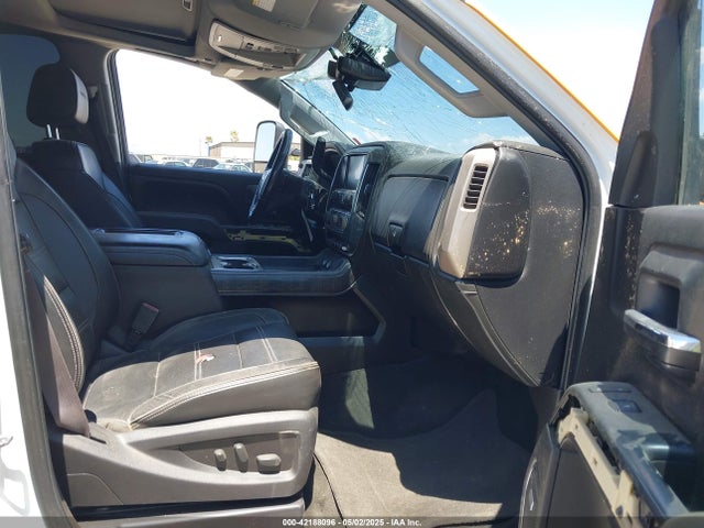 1GT12UE86GF177387 GMC lml - pti, duramax