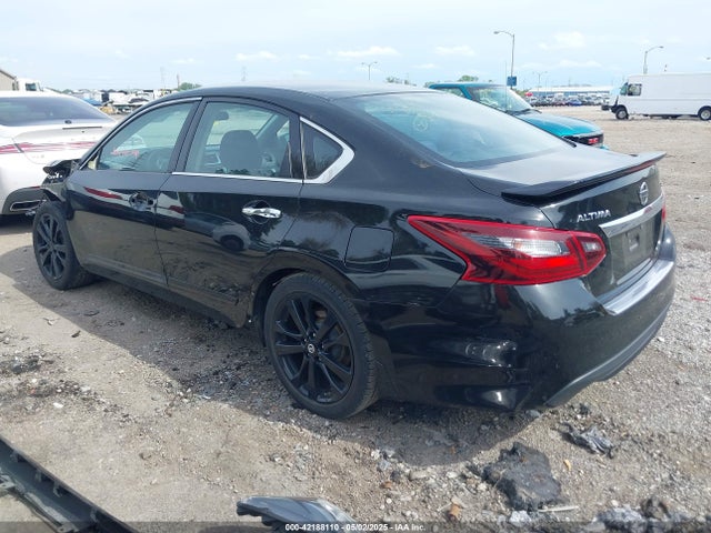 1N4AL3AP4HC269563 Nissan Altima 2.5 Sr