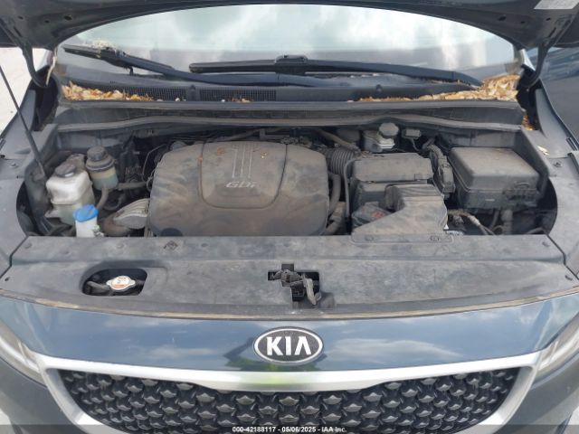 KNDMB5C13G6102882 KIA SEDONA LX