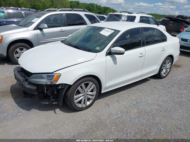 3VWD17AJ5EM420921 Volkswagen Jetta 1.8t Se