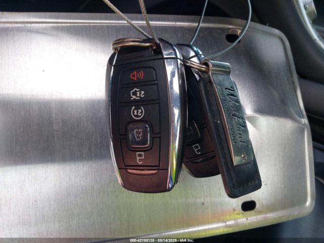 3LN6L5A90HR600598 Lincoln Mkz Premiere