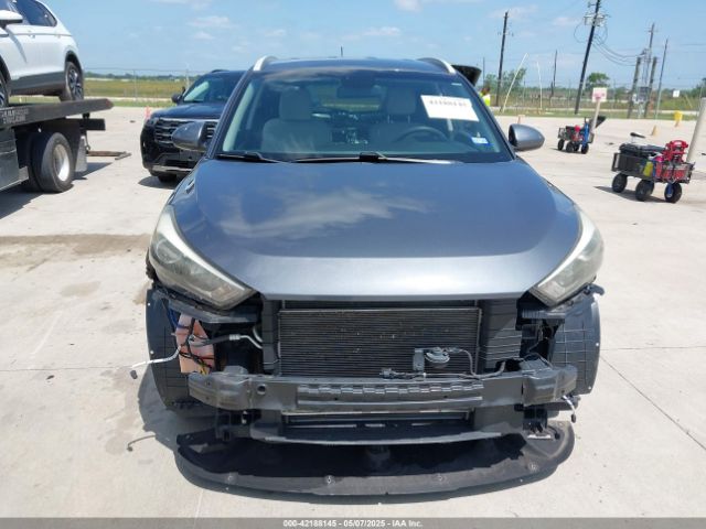 KM8J33A45HU588735 Hyundai TUCSON SE
