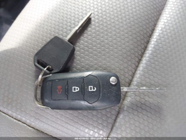 1FTEW1E50JFC92374 Ford F-150 Xl