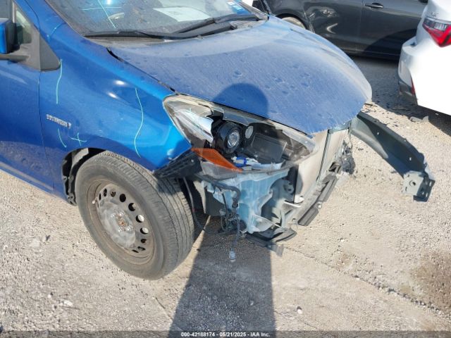 JTDKDTB33G1136424 Toyota Prius C Two