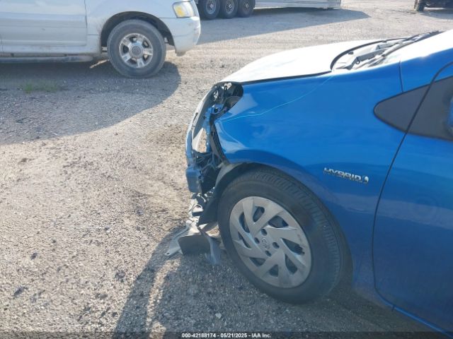 JTDKDTB33G1136424 Toyota Prius C Two