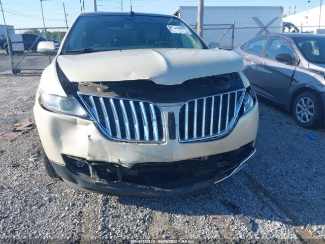 2LMDJ6JKXEBL14083 Lincoln MKX