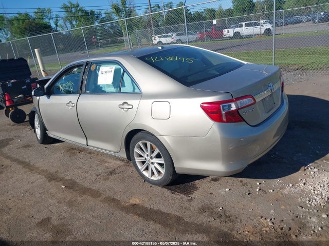 4T4BF1FK2ER349832 Toyota CAMRY XLE