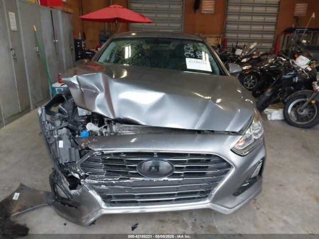 5NPE24AF5KH742426 Hyundai SONATA SE