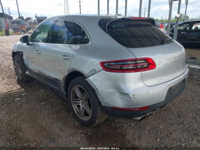 2015 PORSCHE MACAN WP1AB2A51FLB59359 Photo 2