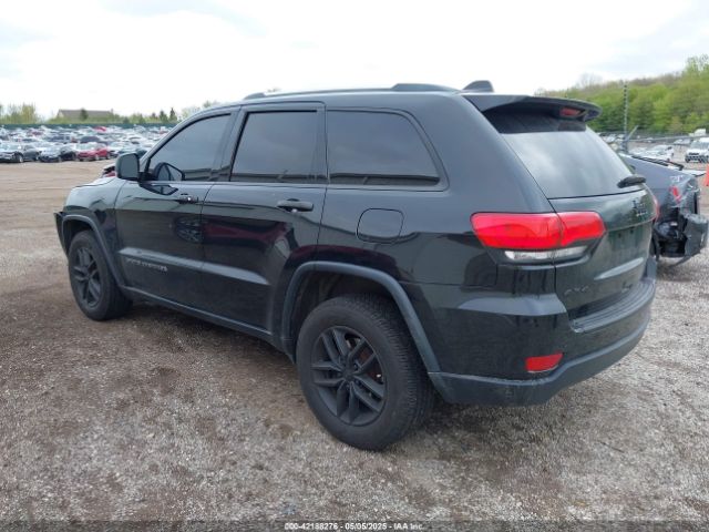 2018 JEEP GRAND CHEROKEE 1C4RJFBG9JC369375 Photo 2